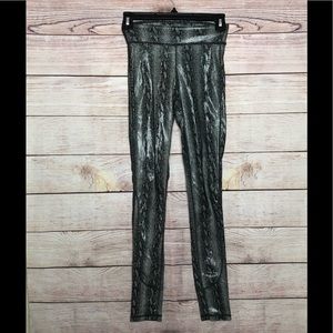 Joes Off Duty Snakeskin leggings Size Small